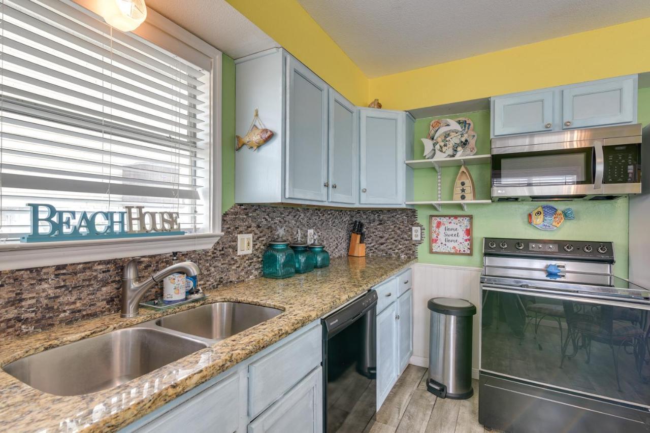 Surfside Beach Home With Deck 300 Feet To The Gulf! ภายนอก รูปภาพ