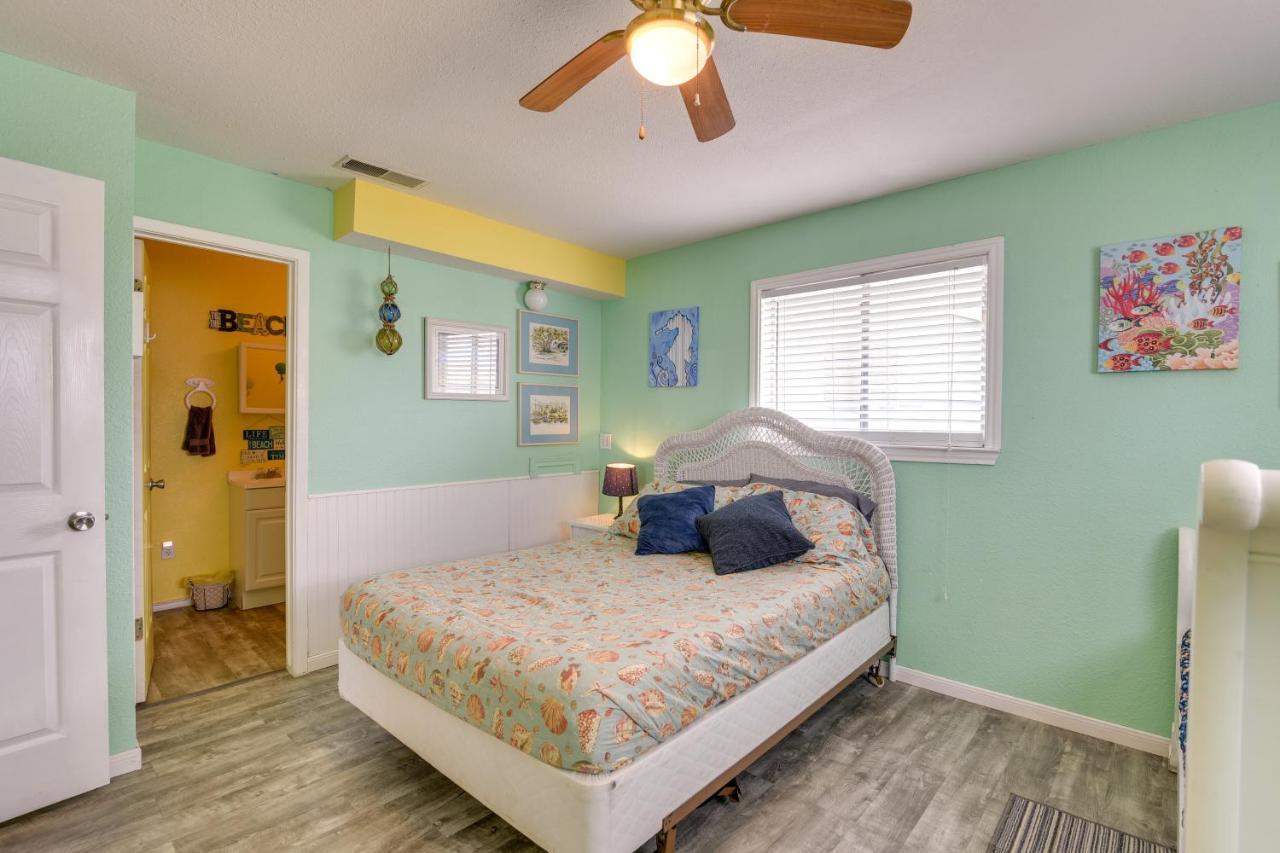 Surfside Beach Home With Deck 300 Feet To The Gulf! ภายนอก รูปภาพ