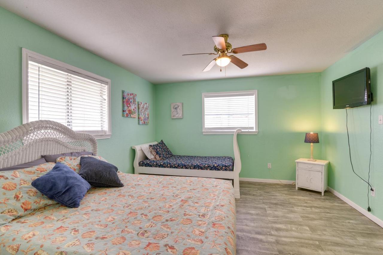 Surfside Beach Home With Deck 300 Feet To The Gulf! ภายนอก รูปภาพ